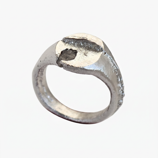 Arising Signet Ring
